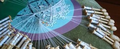 CPAF - SOPHIE MOLLARET - COURS DE BRODERIE ET DENTELLE AUX FUSEAUX