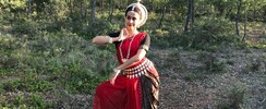 Uthana - Cours de danse indienne Odissi et percussion Tabla